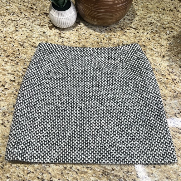 J Crew Tweed Wool Blend Black & White Grey Mini Skirt 2 - Picture 9 of 9